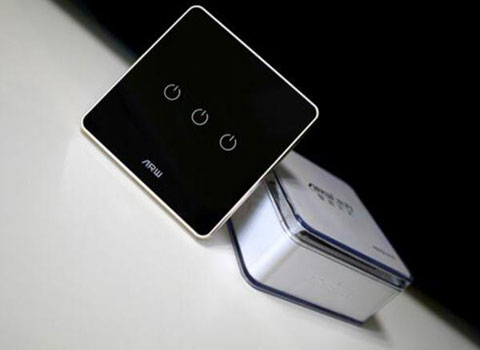 PG东升国际产品测评：大气外观安装便捷的小为智能开关