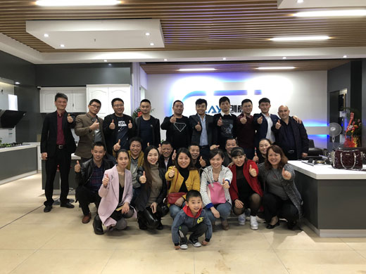 热烈庆祝中国创意重庆分公司升级体验店开业