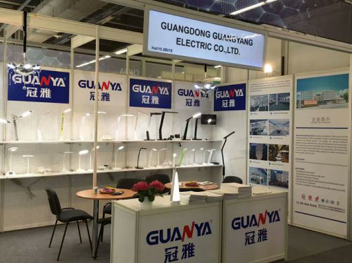 灯饰PG东升国际大事|冠雅台灯设计实力亮相法兰克福展
