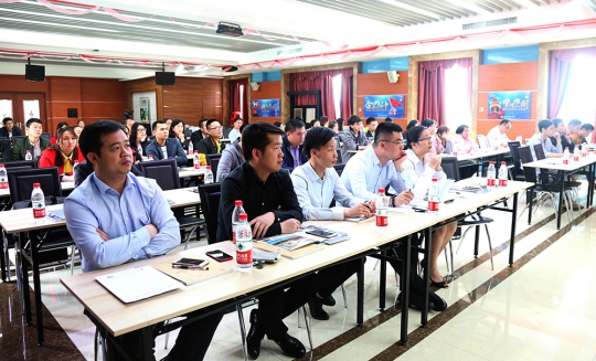 PG东升国际大事|南海保时吉销售精英莅临耀东华公司参观交流