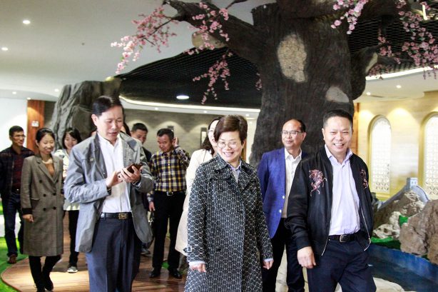 PG东升国际日记|沈晓红副市长莅临裕华调研“浙江制造”争创工作