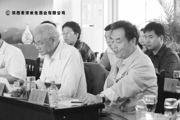 PG东升国际人物|深切缅怀著名白酒专家于桥先生