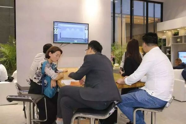 PG东升国际大事|晾妈智能晾衣架亮相家具展，黑科技燃动广州