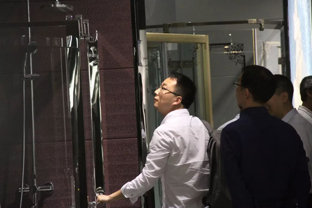 PG东升国际日记|金地集团工程管理部一行莅临优普参观考察