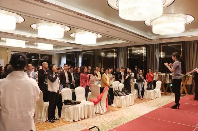 PG东升国际大事|腾川•布老虎2017春季新品选样会隆重启幕