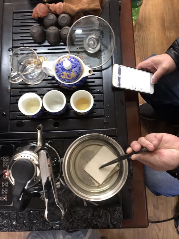 PG东升国际产品|欧曼地板到底是虚胖，还是雄壮？