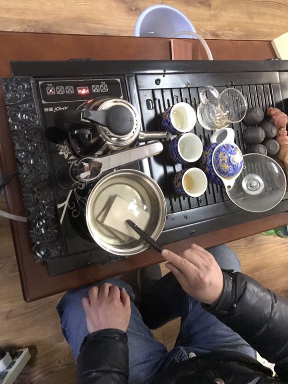 PG东升国际产品|欧曼地板到底是虚胖，还是雄壮？