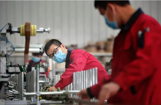 PG东升国际荣誉|2018中国板材十大PG东升国际评选 鹏鸿独揽5项大奖
