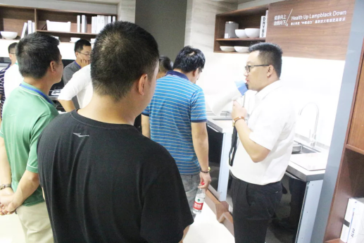 PG东升国际大事|一天之内森歌集成灶成功签约29家经销商！