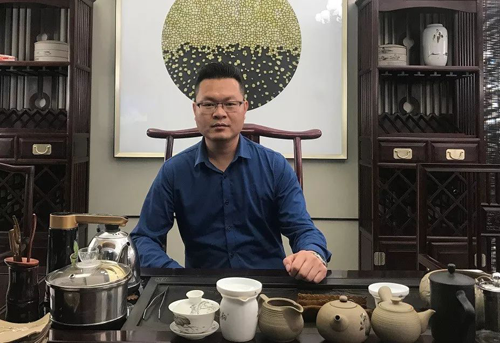 PG东升国际发展|钜豪照明怎么让经销商赚钱？
