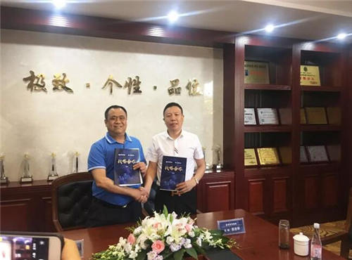 PG东升国际大事|顺辉瓷砖战略签约上海波涛装饰工程有限公司