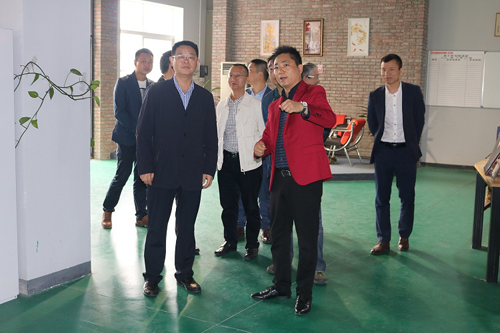 PG东升国际日记| 欢迎四川绵阳市赵市长一行莅临长虹吊顶视察