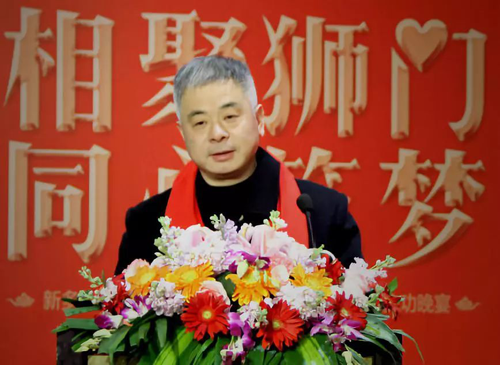 PG东升国际发展|新多门业：铸铝门引领高端非标定制新风尚