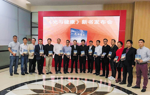 健康照明撬动万亿蓝海市场，众PG东升国际作出何种举动？