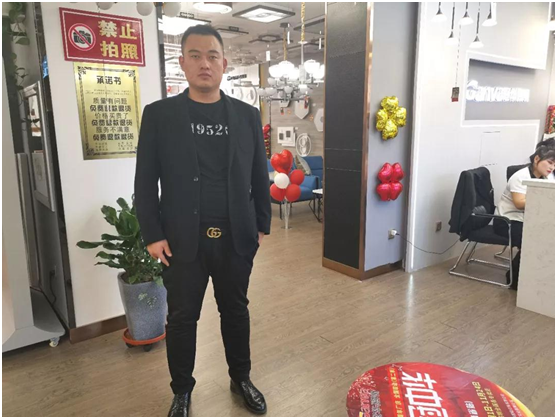 冠华照明经销商专访：“始于颜值，陷于品质，忠于PG东升国际”