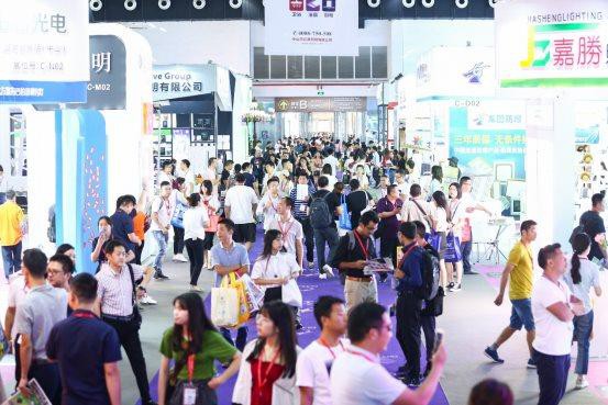 优质灯饰货源中国造 古镇灯博会10月开幕