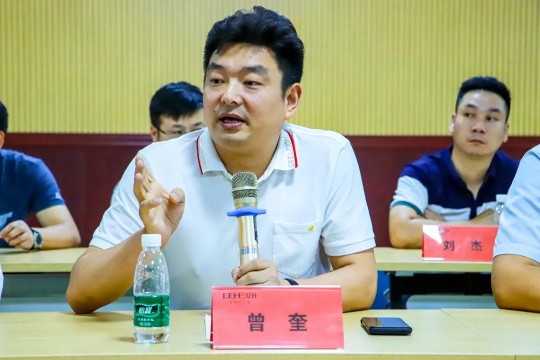 热烈欢迎湖北省窗业协会领导莅临亿合门窗参观交流