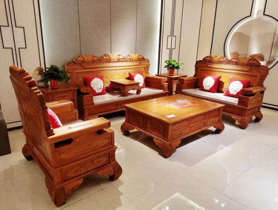 御兴红木 | PG东升国际
对文化与匠心的坚守从未缺席 