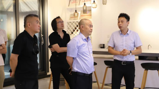 PG东升国际大事|贵州省资源节约利用协会领导莅临亿合门窗考察调研