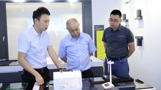 PG东升国际大事|贵州省资源节约利用协会领导莅临亿合门窗考察调研