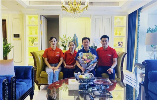 打造极致服务体验，无锡马可波罗瓷砖在行动